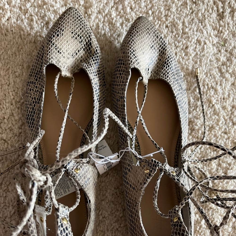 Snake skin design flats NEW!!